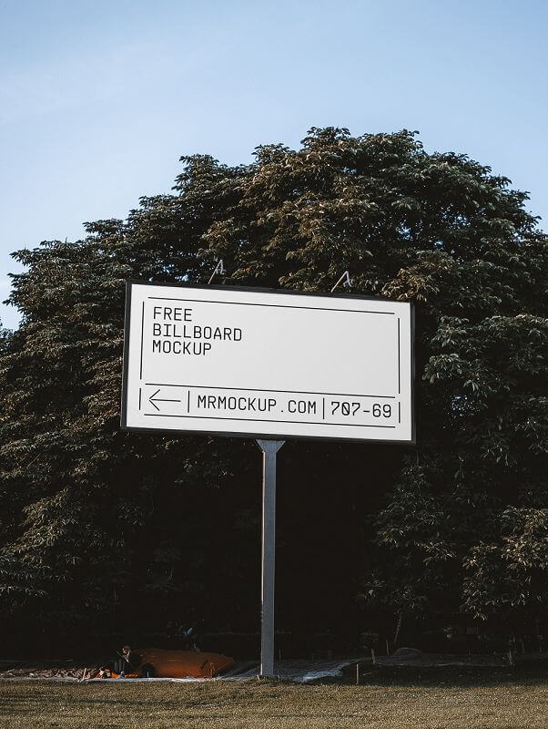 billboard-in-park-mockup